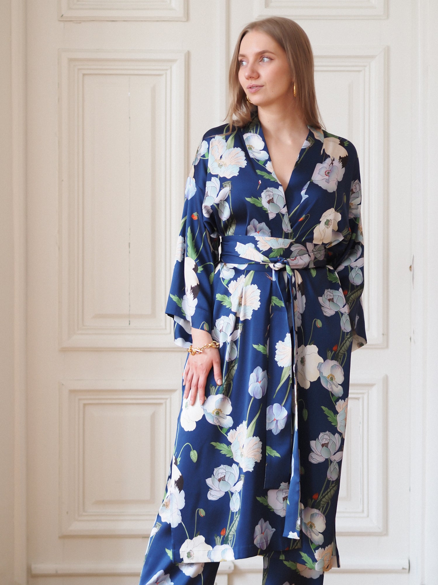 Elegy Robe, Lotus Dreams