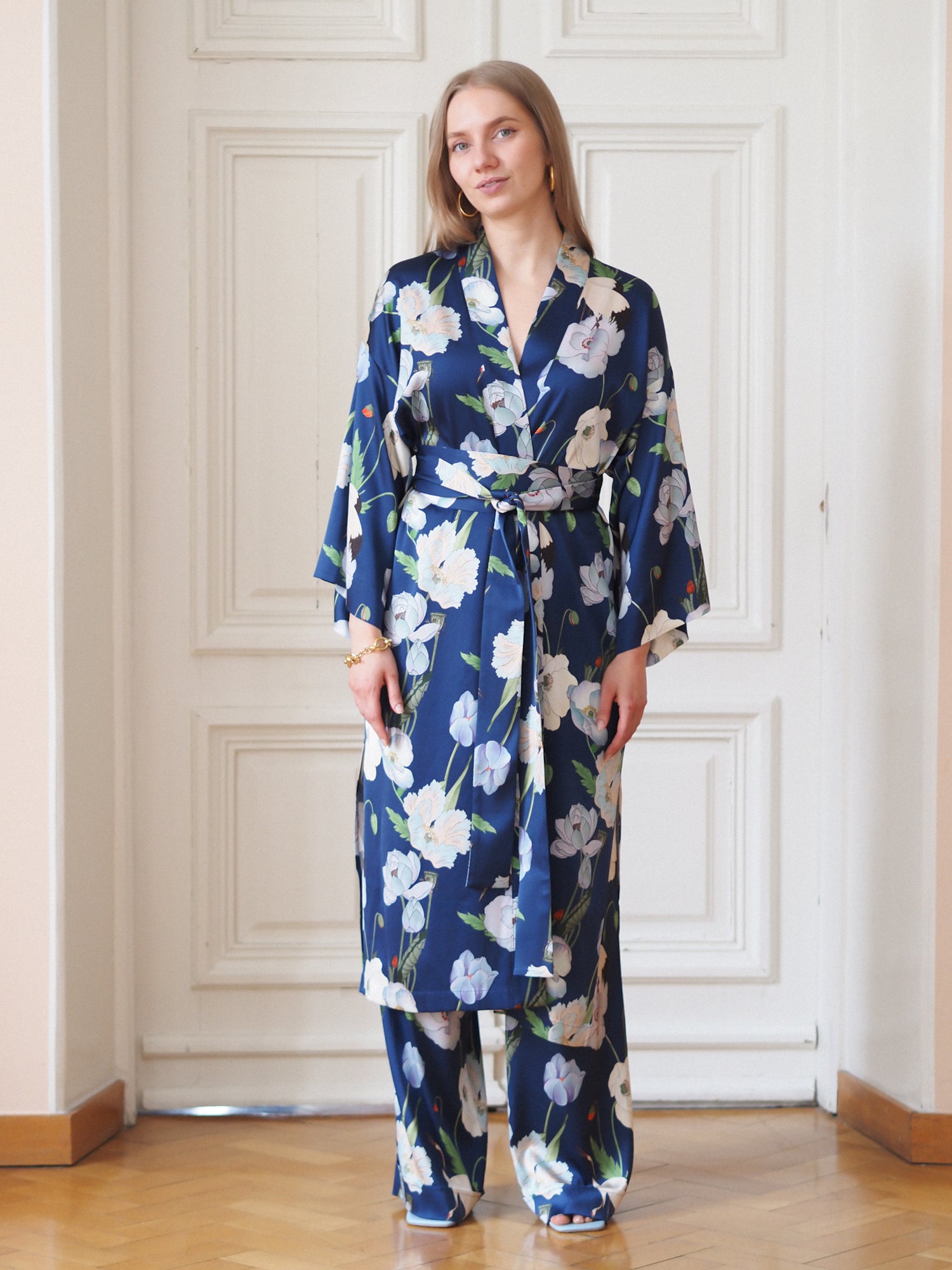 Elegy Robe, Lotus Dreams