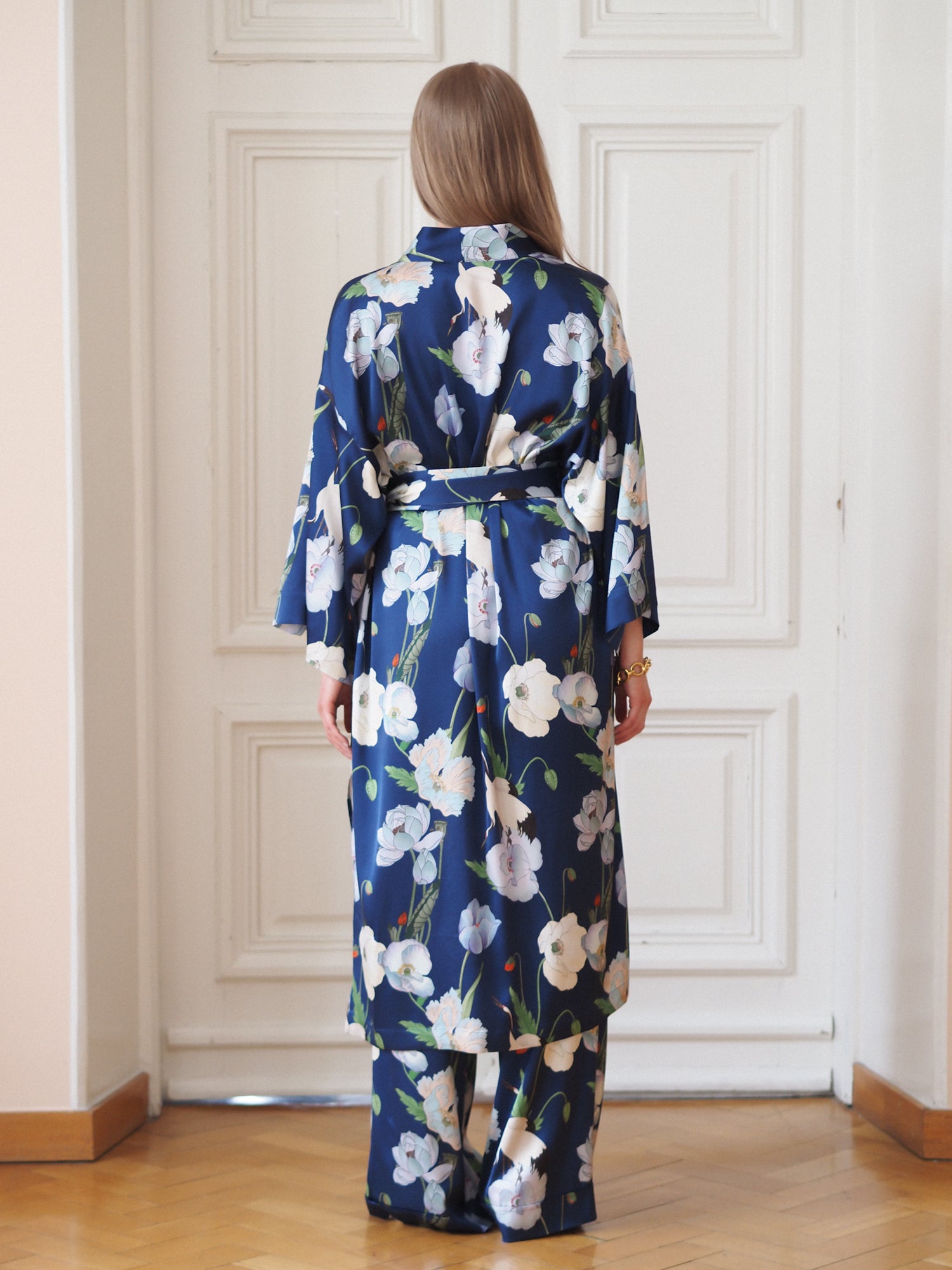 Elegy Robe, Lotus Dreams