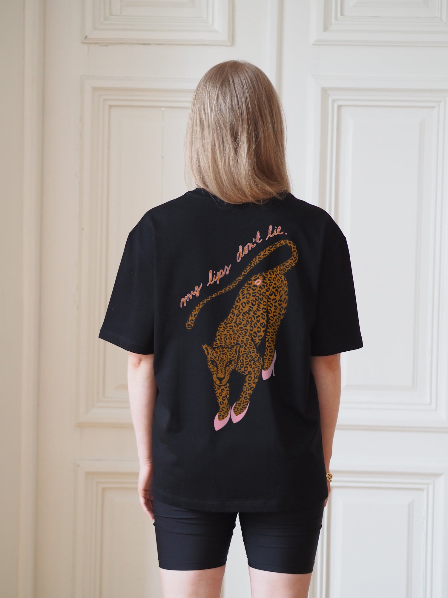 Lips Don't Lie Signature Tee, Black